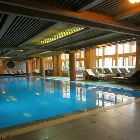 Alfa в пирин гольф & кантри клуб וילה בנסקו